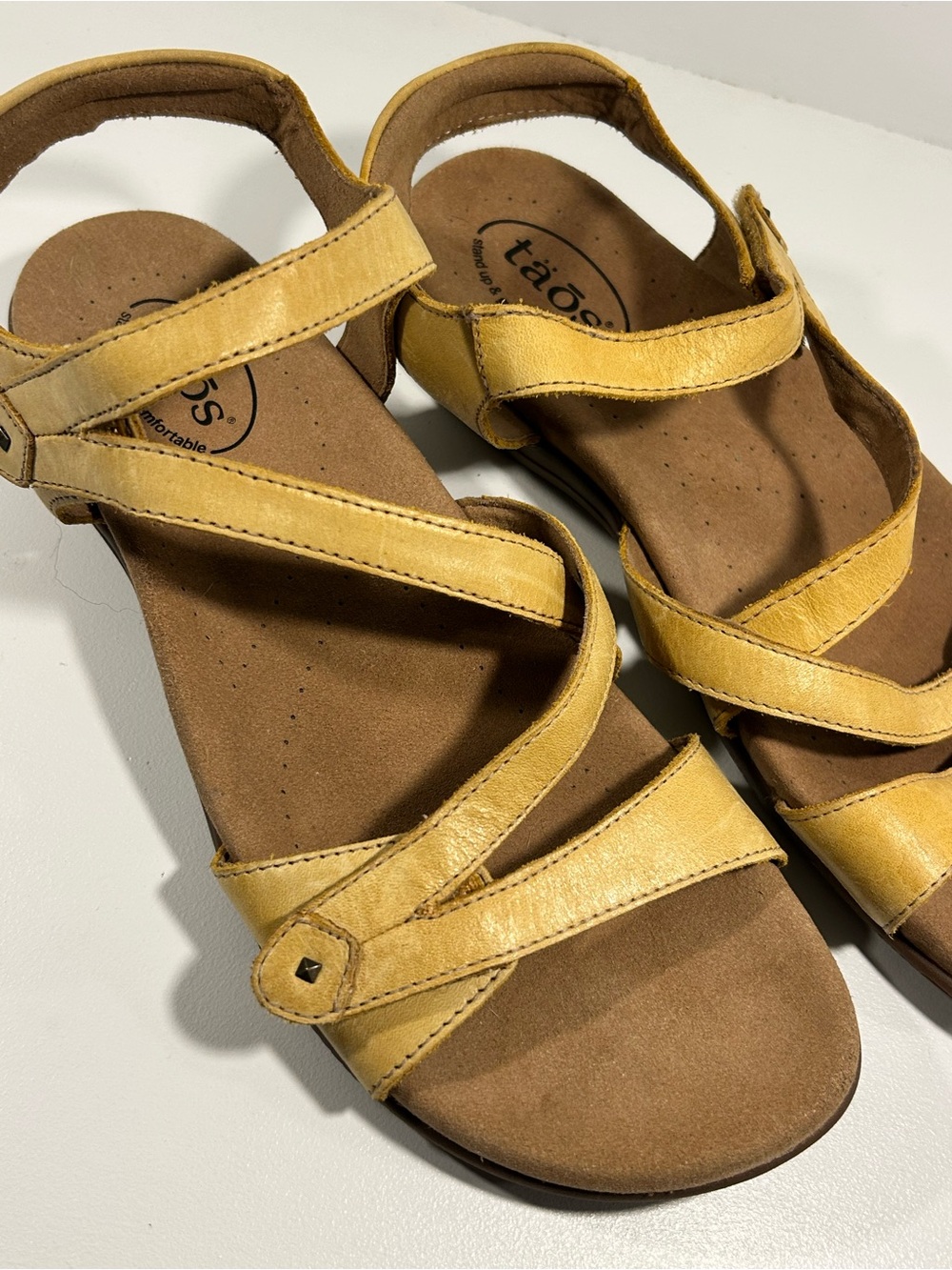 Taos Leather Comfort Sandals Womens 11 US Yellow Adjustable Slingback - Picture 3 of 11